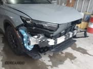 ✅ 2026 Honda CR-V Sport-L • VIN: 5J6RS5H83TL002167 • Lot: 43535859. Wystawiony na IAAI z przebiegiem 180 mil. Bezpłatny archiwum sprzedaży aukcyjnych z USA i szczegółowy raport historii pojazdu na DreamBid. Zdjęcie 18.