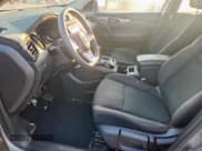 ✅ 2021 Nissan Rogue S • VIN: JN1BJ1AVXMW560233 • Лот: 82208825. Опубликован ранее на Copart с пробегом 81 368 миль. Бесплатный доступ к архиву аукционных продаж из США и подробный отчёт об истории автомобиля на DreamBid. Изображение 7.