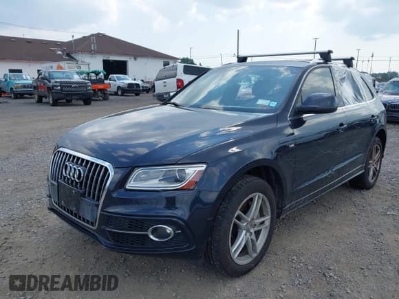 ✅ 2014 Audi Q5 Prestige • VIN: WA1WGAFP2EA046330 • Lot: 42997621. Wystawiony na IAAI z przebiegiem 196 044 mil. Bezpłatny archiwum sprzedaży aukcyjnych z USA i szczegółowy raport historii pojazdu na DreamBid. Zdjęcie 17.