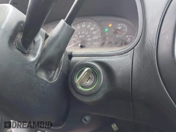 ✅ 2006 Toyota Tundra SR5 • VIN: 5TBDT44186S505933 • Lot: 43298260. Listed on IAAI with 167,617 mi. Free auction sales archive from the USA and detailed vehicle history report at DreamBid. Image 11.