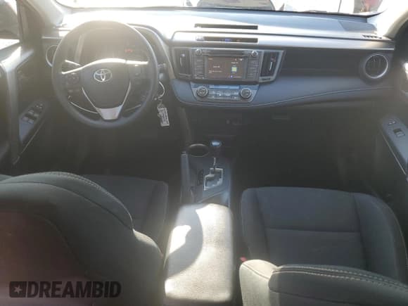 ✅ 2015 Toyota RAV4 XLE • VIN: 2T3WFREV5FW192196 • Лот: 91485115. Опубликован ранее на Copart с пробегом 103 574 миль. Бесплатный доступ к архиву аукционных продаж из США и подробный отчёт об истории автомобиля на DreamBid. Изображение 8.