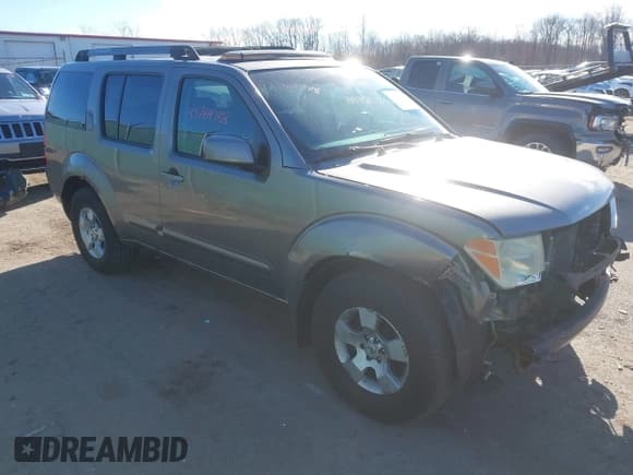 ✅ 2006 Nissan Pathfinder SE Off Road • VIN: 5N1AR18W26C656129 • Lot: 43769788. Wystawiony na IAAI z przebiegiem 198 959 mil. Bezpłatny archiwum sprzedaży aukcyjnych z USA i szczegółowy raport historii pojazdu na DreamBid. Zdjęcie 1.