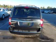 ✅ 2011 Chrysler Town & Country Touring L • VIN: 2A4RR8DG4BR635518 • Lot: 43468371. Wystawiony na IAAI z przebiegiem 166 432 mil. Bezpłatny archiwum sprzedaży aukcyjnych z USA i szczegółowy raport historii pojazdu na DreamBid. Zdjęcie 16.