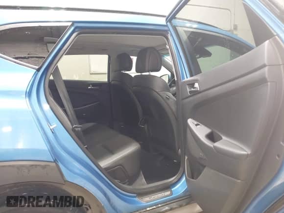 2017 Hyundai Tucson Sport with VIN KM8J33A29HU531453, listed as a IAAI auction lot 43561008 with 25,205 mi miles and . Bid and sale history available at DreamBid. Image 8.