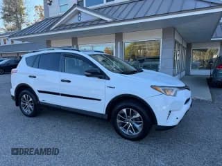 ✅ 2017 Toyota RAV4 XLE • VIN: JTMRJREVXHD071076 • Лот: 89729335. Опубликован ранее на Copart с пробегом 366 936 миль. Бесплатный доступ к архиву аукционных продаж из США и подробный отчёт об истории автомобиля на DreamBid. Изображение 1.