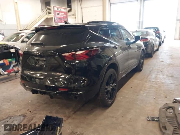 ✅ 2020 Chevrolet Blazer RS • VIN: 3GNKBKRS0LS547342 • Lot: 42014876. Listed on IAAI with 47,913 mi. Free auction sales archive from the USA and detailed vehicle history report at DreamBid. Image 4.