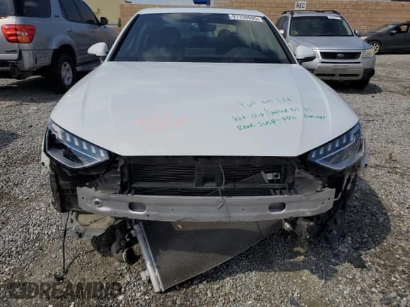 ✅ 2023 Audi A4 S line Premium Plus • VIN: WAUEAAF49PN011320 • Лот: 81150695. Опубликован ранее на Copart с пробегом 42 731 миль. Бесплатный доступ к архиву аукционных продаж из США и подробный отчёт об истории автомобиля на DreamBid. Изображение 5.