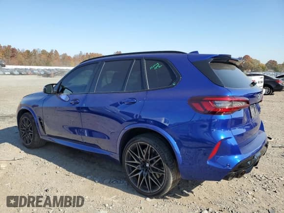 ✅ 2021 BMW X5 M • VIN: 5YMJU0C01M9F02693 • Lot: 77037444. Wystawiony na Copart z przebiegiem 39 928 mil. Bezpłatny archiwum sprzedaży aukcyjnych z USA i szczegółowy raport historii pojazdu na DreamBid. Zdjęcie 2.