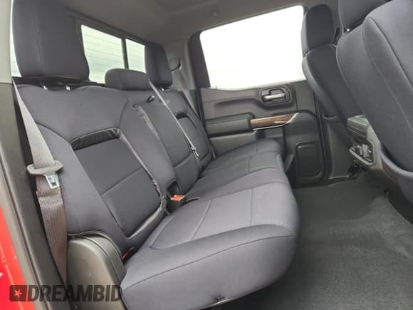 ✅ 2021 Chevrolet Silverado 1500 RST • VIN: 1GCUYEED2MZ243684 • Лот: 93792215. Опубликован ранее на Copart с пробегом 72 215 миль. Бесплатный доступ к архиву аукционных продаж из США и подробный отчёт об истории автомобиля на DreamBid. Изображение 10.