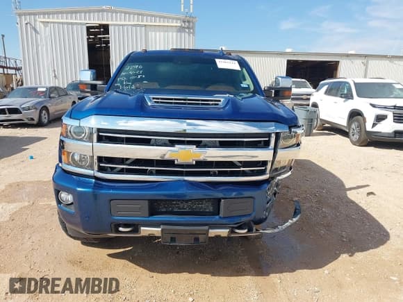 ✅ 2018 Chevrolet Silverado 2500HD High Country • VIN: 1GC1KXEY8JF277290 • Lot: 43465114. Listed on IAAI with 159,038 mi. Free auction sales archive from the USA and detailed vehicle history report at DreamBid. Image 13.