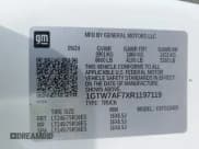 ✅ 2024 GMC Savana Cargo • VIN: 1GTW7AF7XR1197119 • Lot: 42821622. Wystawiony na IAAI z przebiegiem Nie podano. Bezpłatny archiwum sprzedaży aukcyjnych z USA i szczegółowy raport historii pojazdu na DreamBid. Zdjęcie 9.