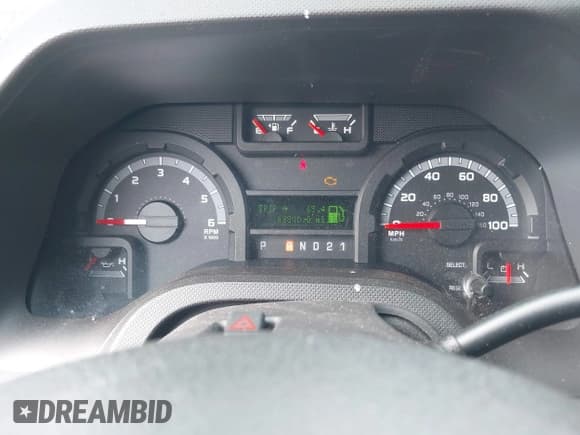 ✅ 2014 Ford Econoline Passenger XL • VIN: 1FBSS3BL9EDA85811 • Lot: 42385190. Wystawiony na IAAI z przebiegiem 78 000 mil. Bezpłatny archiwum sprzedaży aukcyjnych z USA i szczegółowy raport historii pojazdu na DreamBid. Zdjęcie 7.