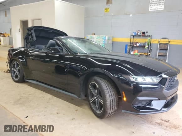 ✅ 2025 Ford Mustang EcoBoost Premium • VIN: 1FAGP8UH7S5111018 • Lot: 90645605. Listed on Copart with 10,057 mi. Free auction sales archive from the USA and detailed vehicle history report at DreamBid. Image 4.