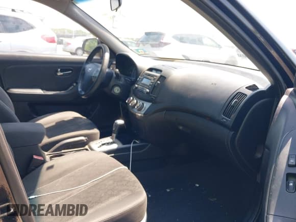 ✅ 2010 Hyundai Elantra GLS • VIN: KMHDU4AD5AU991734 • Лот: 42570881. Опубликован ранее на IAAI с пробегом 88 904 миль. Бесплатный доступ к архиву аукционных продаж из США и подробный отчёт об истории автомобиля на DreamBid. Изображение 5.