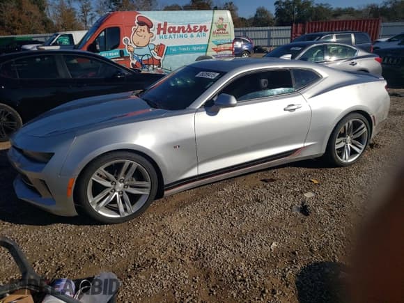 ✅ 2016 Chevrolet Camaro 2LT • VIN: 1G1FD1RX1G0172643 • Lot: 89289415. Listed on Copart with 94,950 mi. Free auction sales archive from the USA and detailed vehicle history report at DreamBid. Image 1.
