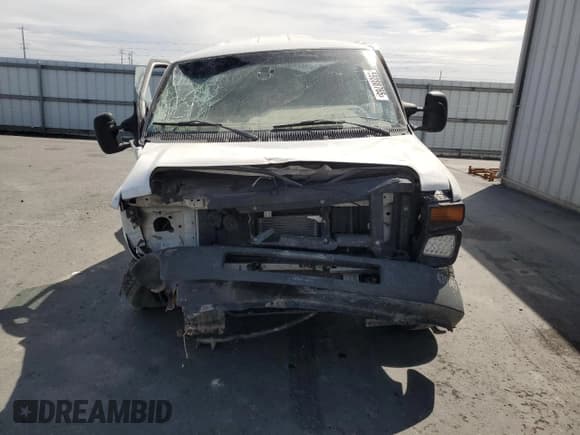 ✅ 2010 Ford Econoline Cargo Commercial • VIN: 1FTNE1EWXADA91198 • Lot: 59288765. Wystawiony na Copart z przebiegiem 341 319 mil. Bezpłatny archiwum sprzedaży aukcyjnych z USA i szczegółowy raport historii pojazdu na DreamBid. Zdjęcie 5.