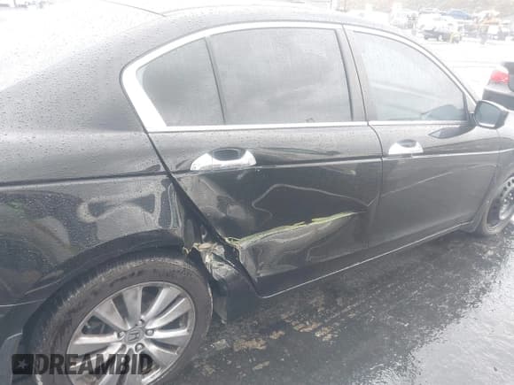 ✅ 2012 Honda Accord EX-L • VIN: 1HGCP3F84CA023241 • Лот: 43722292. Опубликован ранее на IAAI с пробегом 166 606 миль. Бесплатный доступ к архиву аукционных продаж из США и подробный отчёт об истории автомобиля на DreamBid. Изображение 6.