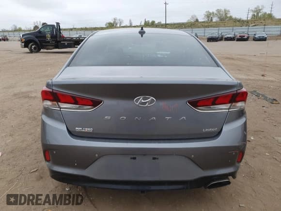 ✅ 2018 Hyundai Sonata Limited • VIN: 5NPE34AF9JH678418 • Лот: 53728315. Опубликован ранее на Copart с пробегом 96 910 миль. Бесплатный доступ к архиву аукционных продаж из США и подробный отчёт об истории автомобиля на DreamBid. Изображение 6.
