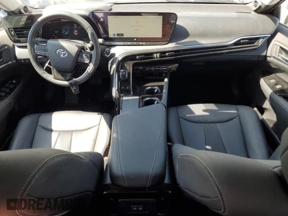 ✅ 2023 Toyota Mirai XLE • VIN: JTDAAAAA1PA009227 • Лот: 71033944. Опубликован ранее на Copart с пробегом 8 724 миль. Бесплатный доступ к архиву аукционных продаж из США и подробный отчёт об истории автомобиля на DreamBid. Изображение 8.