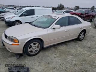 ✅ 2000 Lincoln LS • VIN: 1LNHM87A2YY812493 • Lot: 96132705. Wystawiony na Copart z przebiegiem 88 908 mil. Bezpłatny archiwum sprzedaży aukcyjnych z USA i szczegółowy raport historii pojazdu na DreamBid. Zdjęcie 1.