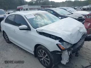 ✅ 2017 Volkswagen Jetta SE • VIN: 3VWDB7AJ2HM241592 • Лот: 43171334. Опубликован ранее на IAAI с пробегом 108 360 миль. Бесплатный доступ к архиву аукционных продаж из США и подробный отчёт об истории автомобиля на DreamBid. Изображение 1.