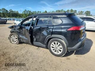 ✅ 2024 Toyota Corolla Cross LE • VIN: 7MUCAAAG4RV077935 • Lot: 85662745. Wystawiony na Copart z przebiegiem Nie podano. Bezpłatny archiwum sprzedaży aukcyjnych z USA i szczegółowy raport historii pojazdu na DreamBid. Zdjęcie 2.