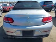 ✅ 2018 Mercedes-Benz C 300 • VIN: WDDWK4JB6JF754939 • Lot: 37406882. Wystawiony na IAAI z przebiegiem 73 043 mil. Bezpłatny archiwum sprzedaży aukcyjnych z USA i szczegółowy raport historii pojazdu na DreamBid. Zdjęcie 17.