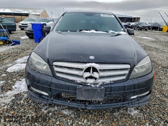 ✅ 2011 Mercedes-Benz C 300 Sport • VIN: WDDGF8BB8BR169066 • Lot: 95919685. Listed on Copart with 155,256 mi. Free auction sales archive from the USA and detailed vehicle history report at DreamBid. Image 5.