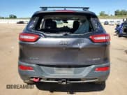 ✅ 2017 Jeep Cherokee Trailhawk • VIN: 1C4PJMBS8HW506816 • Лот: 83831065. Опубликован ранее на Copart с пробегом Не указан. Бесплатный доступ к архиву аукционных продаж из США и подробный отчёт об истории автомобиля на DreamBid. Изображение 6.