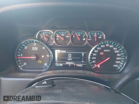 ✅ 2018 Chevrolet Silverado 1500 LT • VIN: 1GCRCREH8JZ162392 • Лот: 43517044. Опубликован ранее на IAAI с пробегом 226 640 миль. Бесплатный доступ к архиву аукционных продаж из США и подробный отчёт об истории автомобиля на DreamBid. Изображение 7.