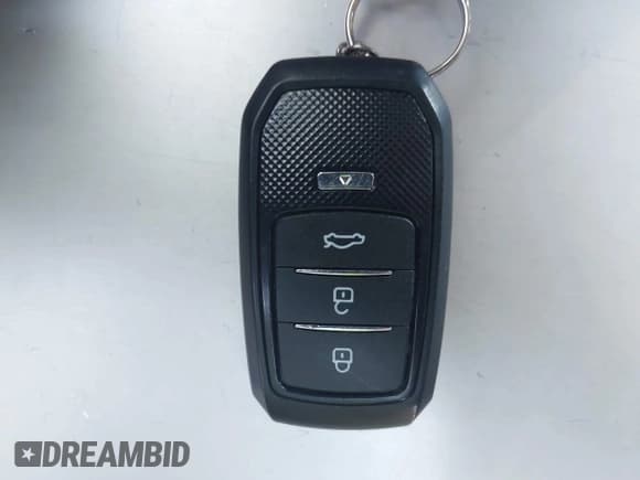 ✅ 2024 Toyota Tundra SR5 • VIN: 5TFLA5DB9RX206764 • Лот: 42218586. Опубликован ранее на IAAI с пробегом 12 228 миль. Бесплатный доступ к архиву аукционных продаж из США и подробный отчёт об истории автомобиля на DreamBid. Изображение 11.