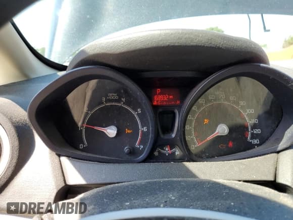 ✅ 2013 Ford Fiesta S • VIN: 3FADP4AJ5DM122907 • Lot: 70484555. Listed on Copart with 168,932 mi. Free auction sales archive from the USA and detailed vehicle history report at DreamBid. Image 9.