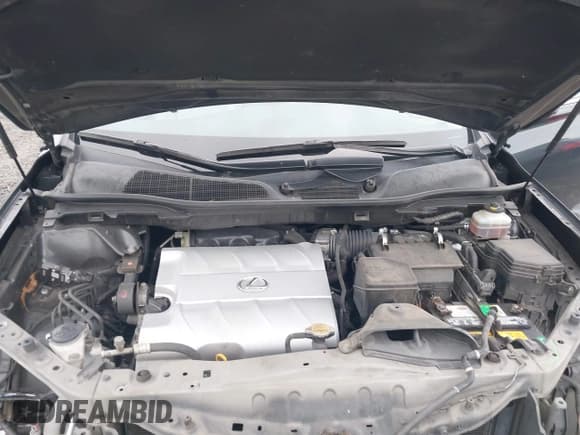 ✅ 2011 Lexus RX 350 • VIN: JTJBK1BAXB2012403 • Lot: 41480445. Wystawiony na IAAI z przebiegiem 107 147 mil. Bezpłatny archiwum sprzedaży aukcyjnych z USA i szczegółowy raport historii pojazdu na DreamBid. Zdjęcie 10.