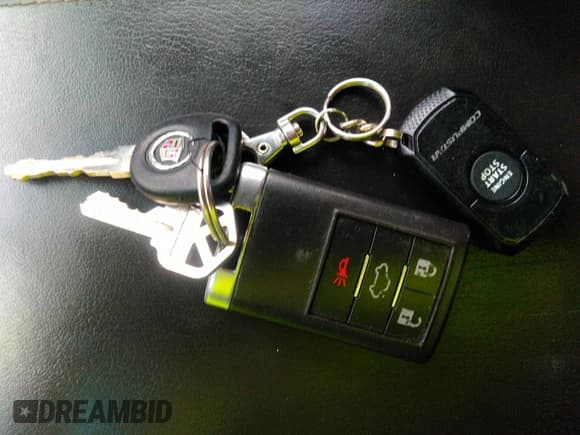 ✅ 2011 Cadillac CTS • VIN: 1G6DC5EY4B0125190 • Lot: 43048892. Wystawiony na IAAI z przebiegiem 129 476 mil. Bezpłatny archiwum sprzedaży aukcyjnych z USA i szczegółowy raport historii pojazdu na DreamBid. Zdjęcie 11.