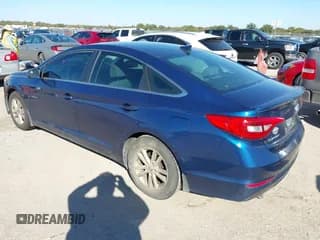 ✅ 2015 Hyundai Sonata SE • VIN: 5NPE24AF3FH227673 • Lot: 43599387. Listed on IAAI with 118,981 mi. Free auction sales archive from the USA and detailed vehicle history report at DreamBid. Image 3.