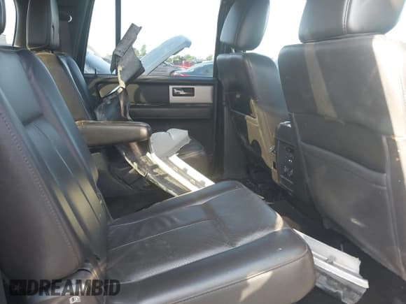 ✅ 2014 Ford Expedition Max Limited • VIN: 1FMJK1K54EEF62471 • Lot: 42656353. Listed on IAAI with 143,466 mi. Free auction sales archive from the USA and detailed vehicle history report at DreamBid. Image 8.