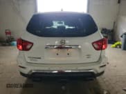 ✅ 2019 Nissan Pathfinder S • VIN: 5N1DR2MM7KC591067 • Лот: 62729875. Опубликован ранее на Copart с пробегом 117 699 миль. Бесплатный доступ к архиву аукционных продаж из США и подробный отчёт об истории автомобиля на DreamBid. Изображение 6.