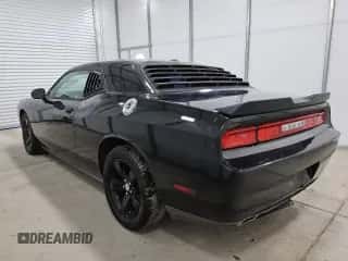2013 Dodge Challenger SXT с VIN 2C3CDYAGXDH524175, выставлен на аукционе Copart как лот 85682175 с пробегом 109 735 миль миль и Чистый • Clean title. История ставок и продаж доступна на DreamBid. Изображение 2.
