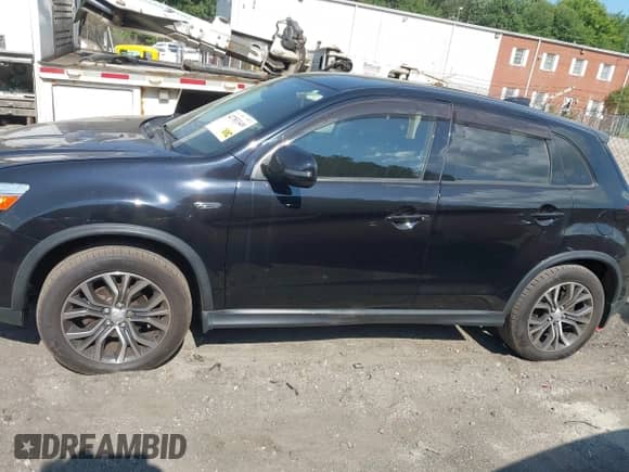 2018 Mitsubishi Outlander ES with VIN JA4AR3AU0JU022873, listed as a IAAI auction lot 42783349 with 204,806 mi miles and . Bid and sale history available at DreamBid. Image 14.