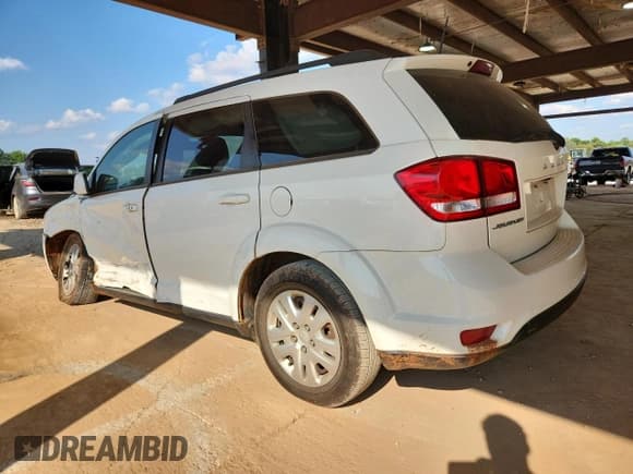 ✅ 2019 Dodge Journey SE • VIN: 3C4PDCBB1KT836568 • Lot: 80021485. Wystawiony na Copart z przebiegiem 141 959 mil. Bezpłatny archiwum sprzedaży aukcyjnych z USA i szczegółowy raport historii pojazdu na DreamBid. Zdjęcie 2.