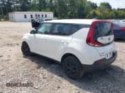 ✅ 2021 Kia Soul LX • VIN: KNDJ23AU8M7782532 • Lot: 43218599. Listed on IAAI with 30,999 mi. Free auction sales archive from the USA and detailed vehicle history report at DreamBid. Image 3.