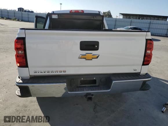 ✅ 2018 Chevrolet Silverado 1500 LT • VIN: 1GCUKREC8JF219726 • Лот: 72847134. Опубликован ранее на Copart с пробегом Не указан. Бесплатный доступ к архиву аукционных продаж из США и подробный отчёт об истории автомобиля на DreamBid. Изображение 6.