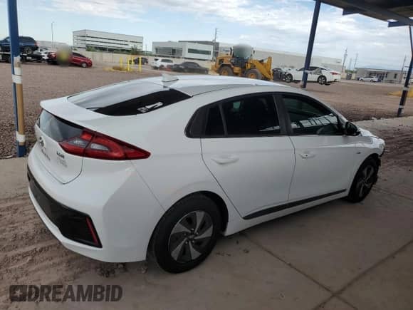 2017 Hyundai Ioniq SEL с VIN KMHC75LC6HU031684, выставлен на аукционе Copart как лот 69315584 с пробегом 118 724 миль миль и Списание • Salvage title. История ставок и продаж доступна на DreamBid. Изображение 3.