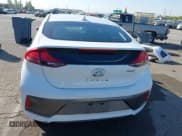 ✅ 2020 Hyundai Ioniq SE • VIN: KMHC75LC3LU235853 • Lot: 42131369. Wystawiony na IAAI z przebiegiem 93 441 mil. Bezpłatny archiwum sprzedaży aukcyjnych z USA i szczegółowy raport historii pojazdu na DreamBid. Zdjęcie 17.