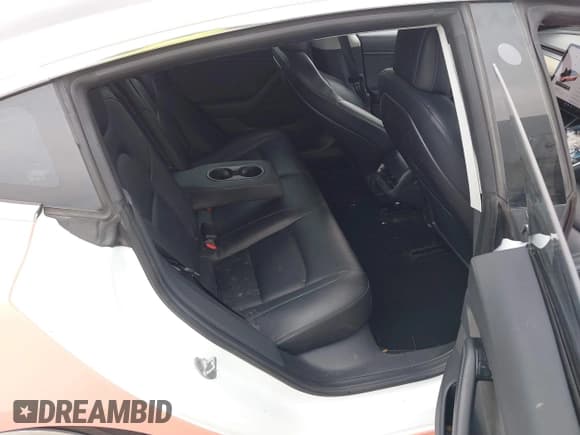 ✅ 2018 Tesla Model 3 Long Range Battery • VIN: 5YJ3E1EB5JF094846 • Lot: 41651253. Wystawiony na IAAI z przebiegiem 76 137 mil. Bezpłatny archiwum sprzedaży aukcyjnych z USA i szczegółowy raport historii pojazdu na DreamBid. Zdjęcie 8.