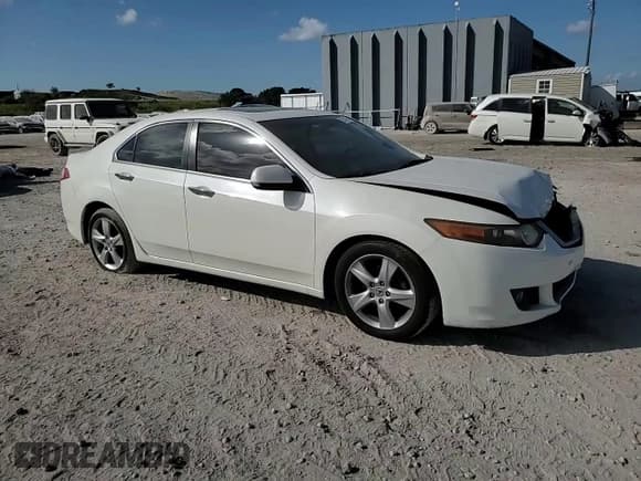✅ 2010 Acura TSX • VIN: JH4CU2F60AC002211 • Lot: 93536525. Listed on Copart with 99,040 mi. Free auction sales archive from the USA and detailed vehicle history report at DreamBid. Image 13.