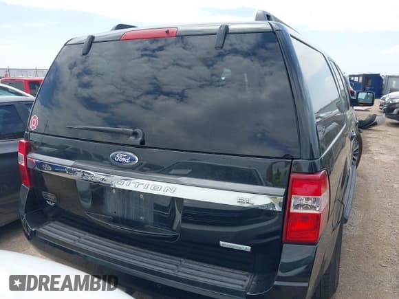 ✅ 2015 Ford Expedition Max XLT • VIN: 1FMJK1JT9FEF11534 • Lot: 42959853. Listed on IAAI with 168,788 mi. Free auction sales archive from the USA and detailed vehicle history report at DreamBid. Image 16.