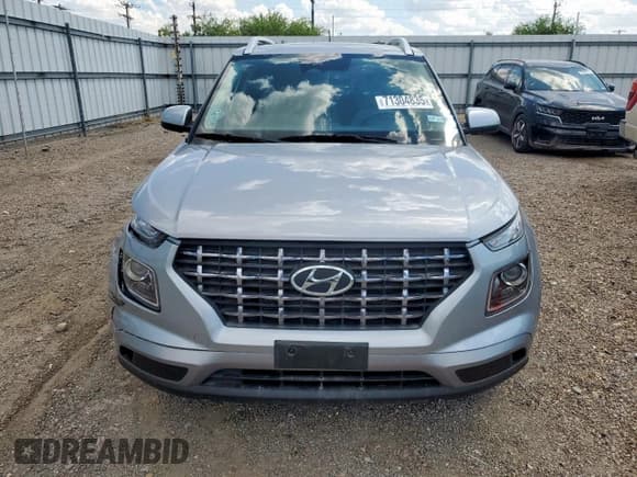 ✅ 2024 Hyundai Venue SEL • VIN: KMHRC8A31RU329720 • Лот: 71304835. Опубликован ранее на Copart с пробегом 4 476 миль. Бесплатный доступ к архиву аукционных продаж из США и подробный отчёт об истории автомобиля на DreamBid. Изображение 5.