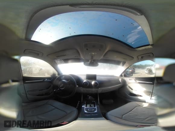 ✅ 2015 Audi A3 Premium Plus • VIN: WAUCCGFF7F1012168 • Лот: 43004188. Опубликован ранее на IAAI с пробегом 153 399 миль. Бесплатный доступ к архиву аукционных продаж из США и подробный отчёт об истории автомобиля на DreamBid. Изображение 18.