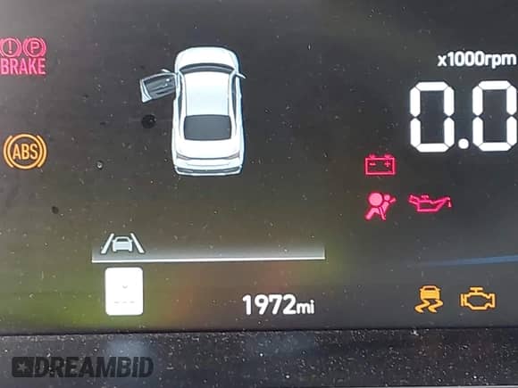 2025 Hyundai Elantra SEL Sport z VIN KMHLM4DG9SU951160, wystawiony jako IAAI lot #43289737 z przebiegiem 1 972 mil mil oraz . Historia ofert i sprzedaży dostępna na DreamBid. Obrazek 16.